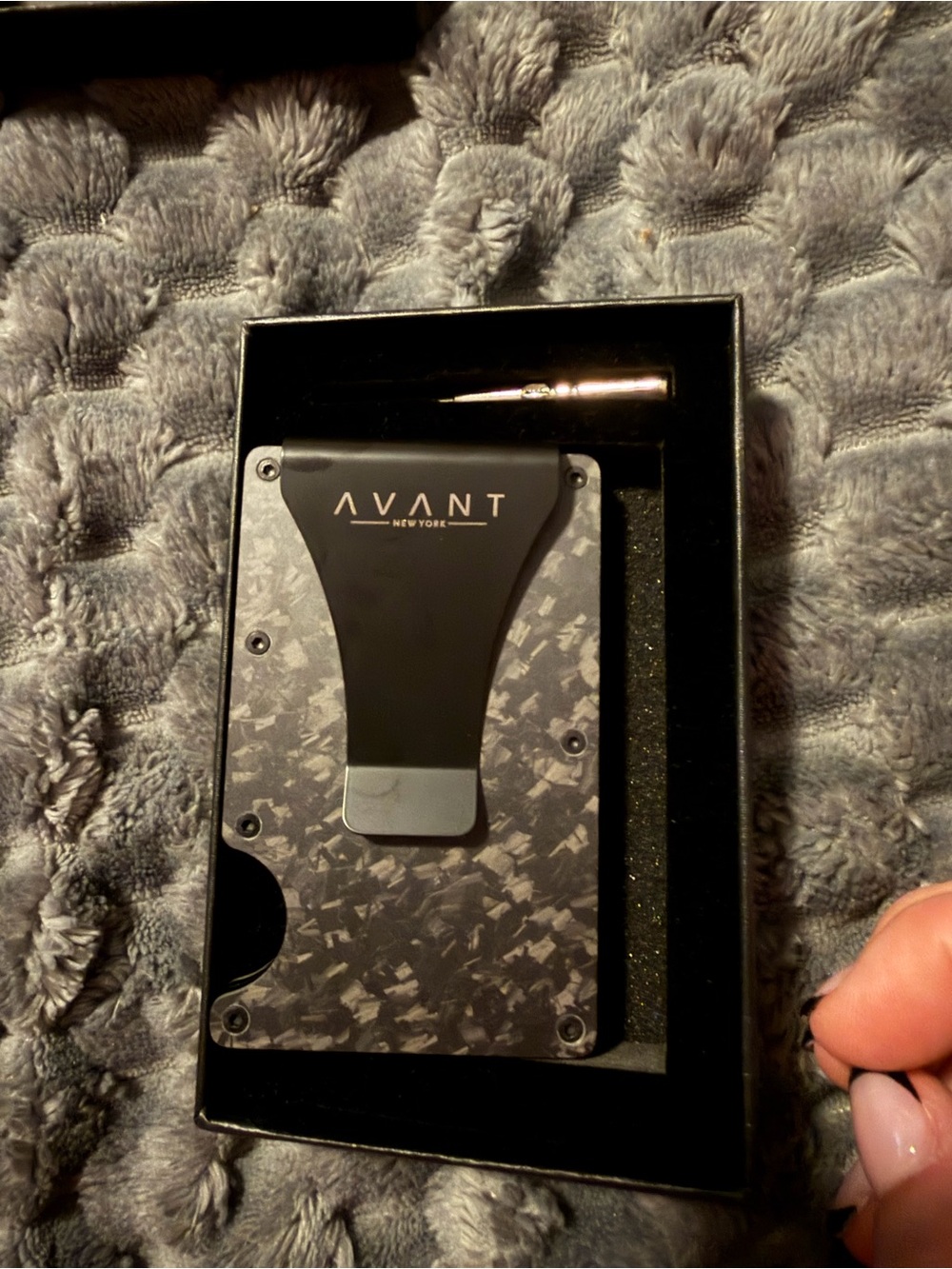 Carbon-Pattern Metal Card Holder with Black Clip